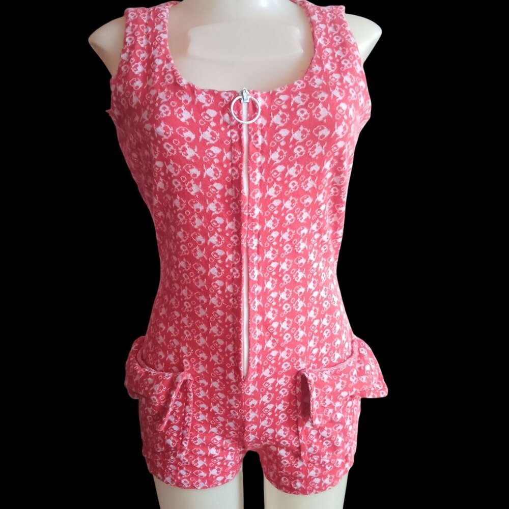 Vintage 6/8 Women's Romper 1of1 Red Sleeveless Fish Print 1970's Front Zipper